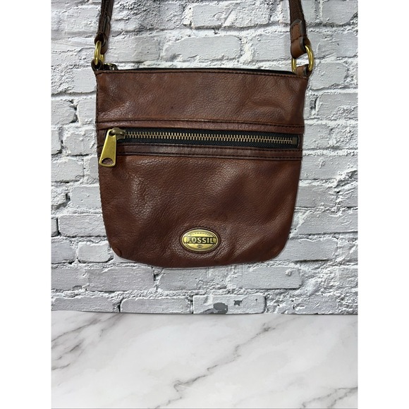 Fossil Explorer Mini Crossbody Bag Cowhide Leather Brown ✅ - Picture 2 of 11
